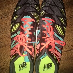 Men’s new balance track shoes